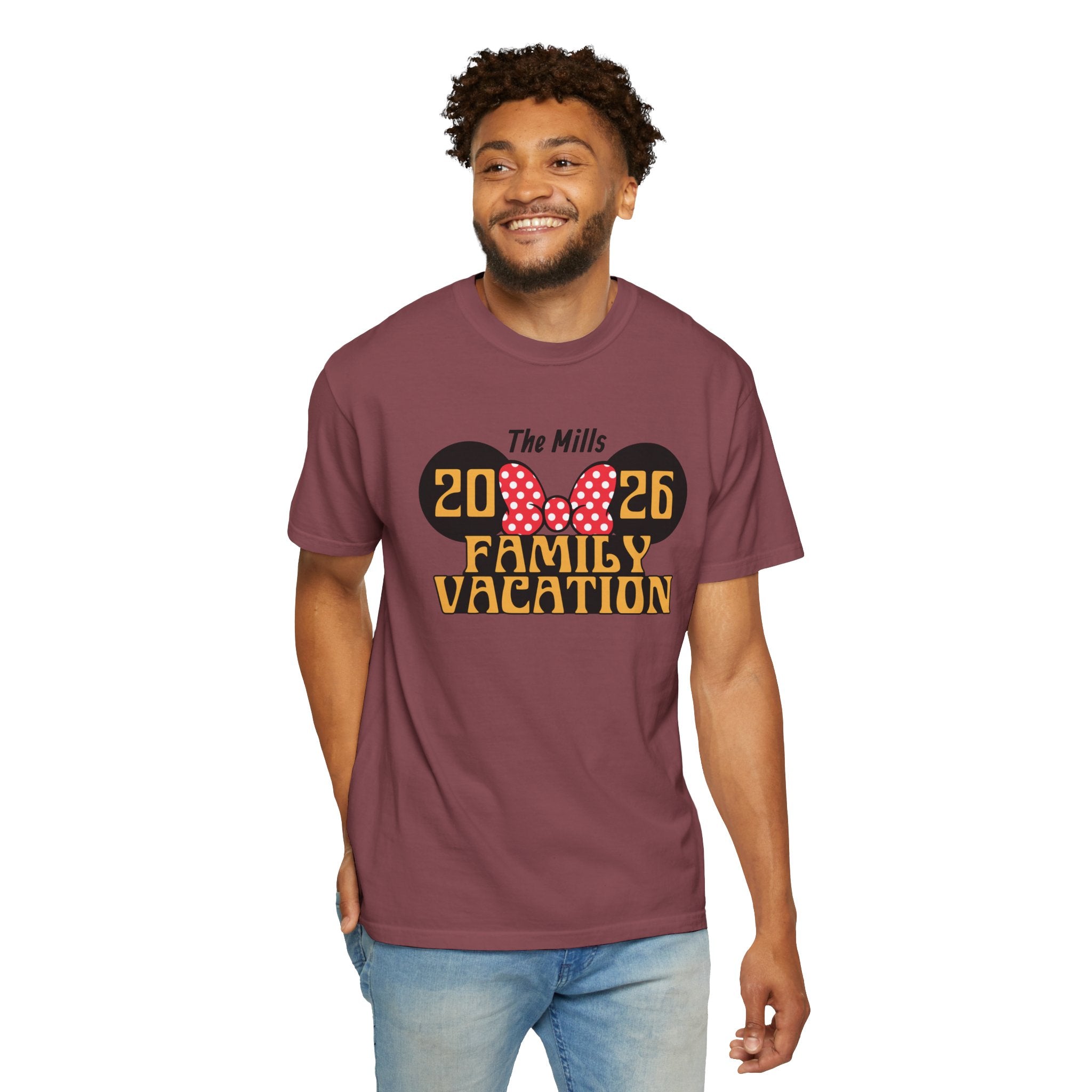 Minnie Mouse–Inspired Family Vacation T-Shirt — Personalized Family Trip Tee