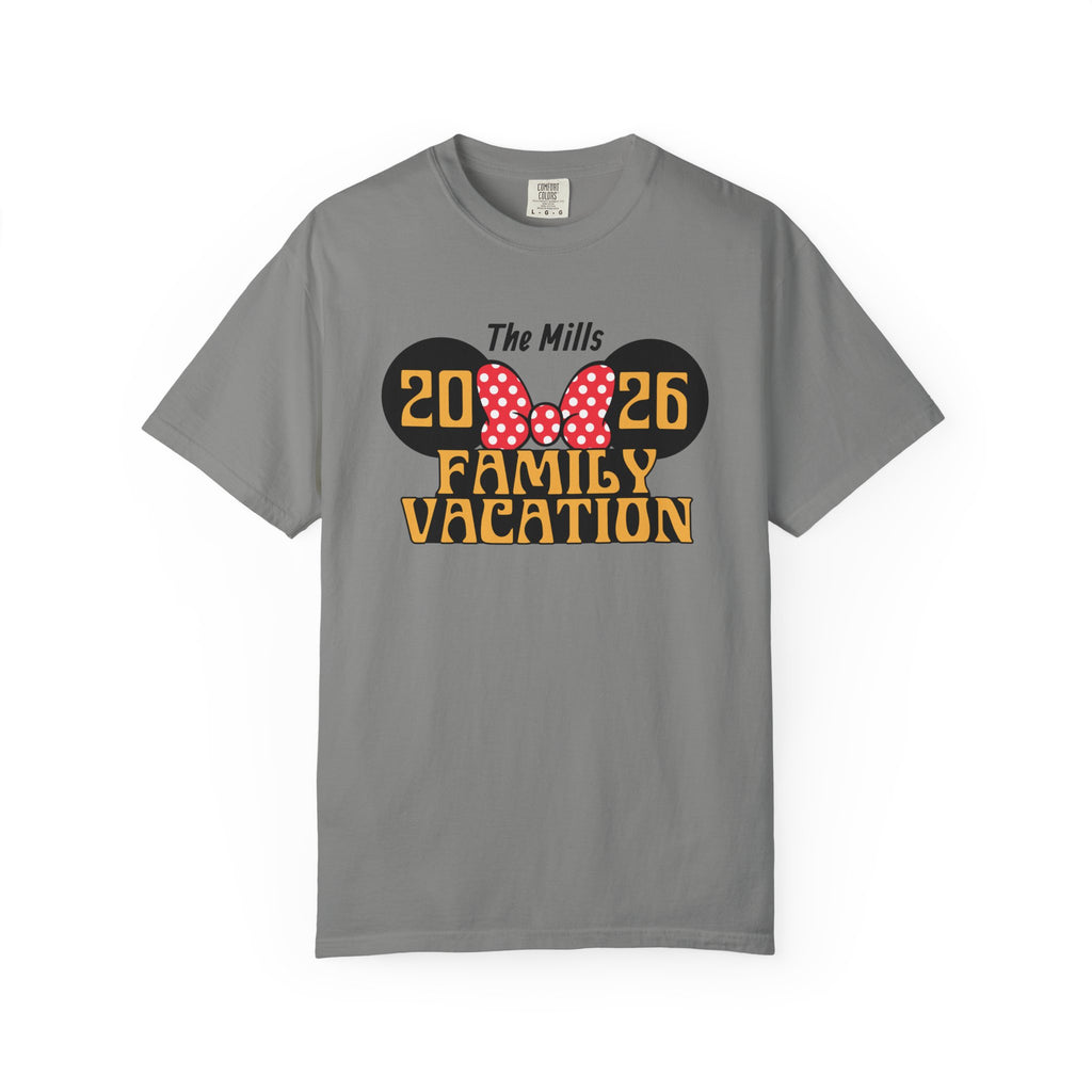 Minnie Mouse–Inspired Family Vacation T-Shirt — Personalized Family Trip Tee