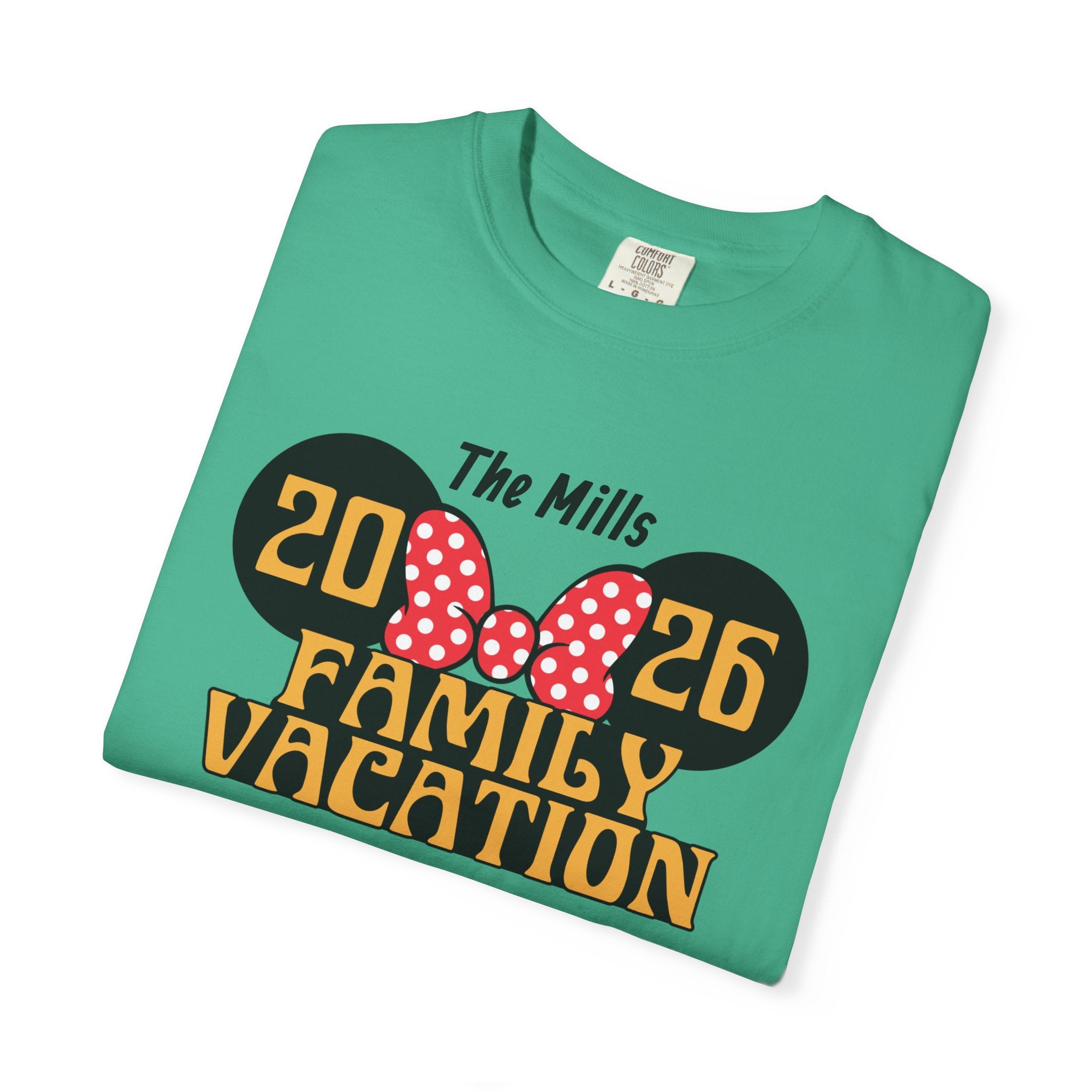 Minnie Mouse–Inspired Family Vacation T-Shirt — Personalized Family Trip Tee