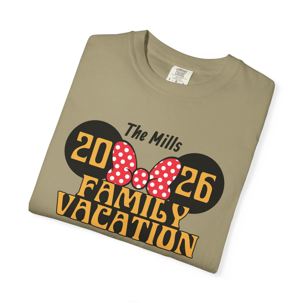 Minnie Mouse–Inspired Family Vacation T-Shirt — Personalized Family Trip Tee