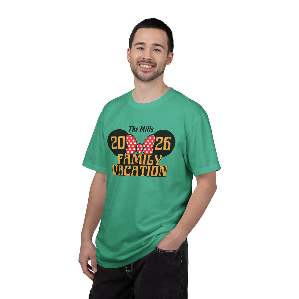 Minnie Mouse–Inspired Family Vacation T-Shirt — Personalized Family Trip Tee