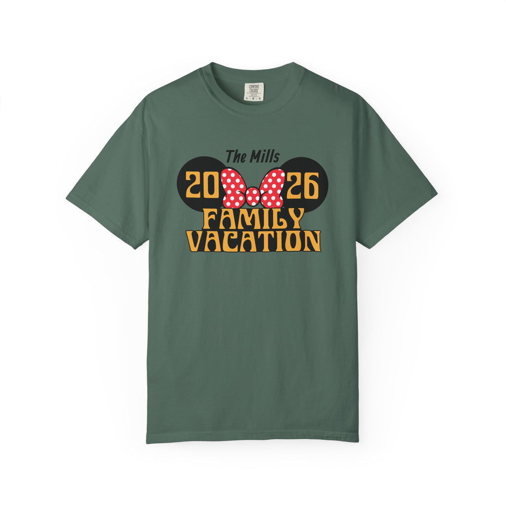 Minnie Mouse–Inspired Family Vacation T-Shirt — Personalized Family Trip Tee