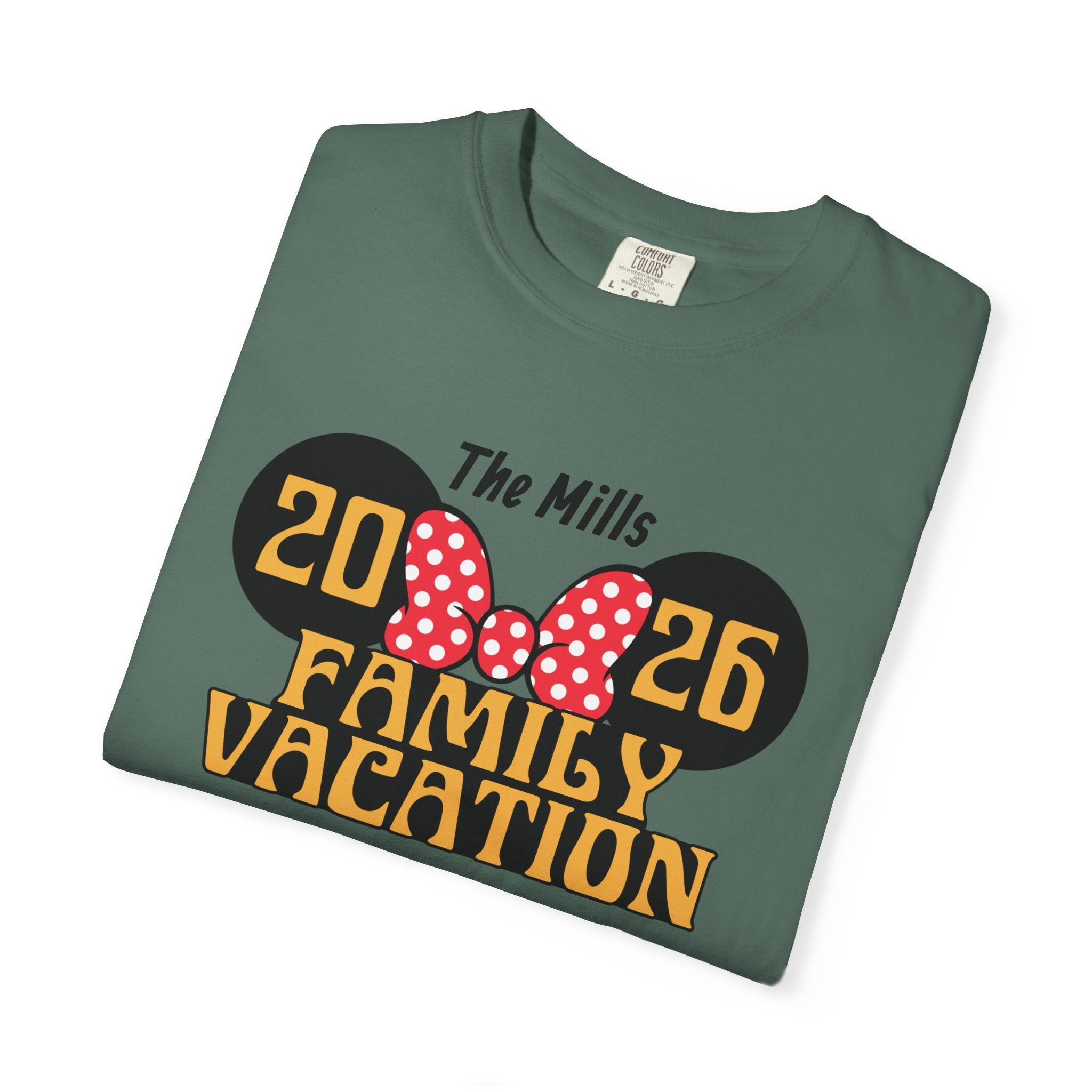 Minnie Mouse–Inspired Family Vacation T-Shirt — Personalized Family Trip Tee